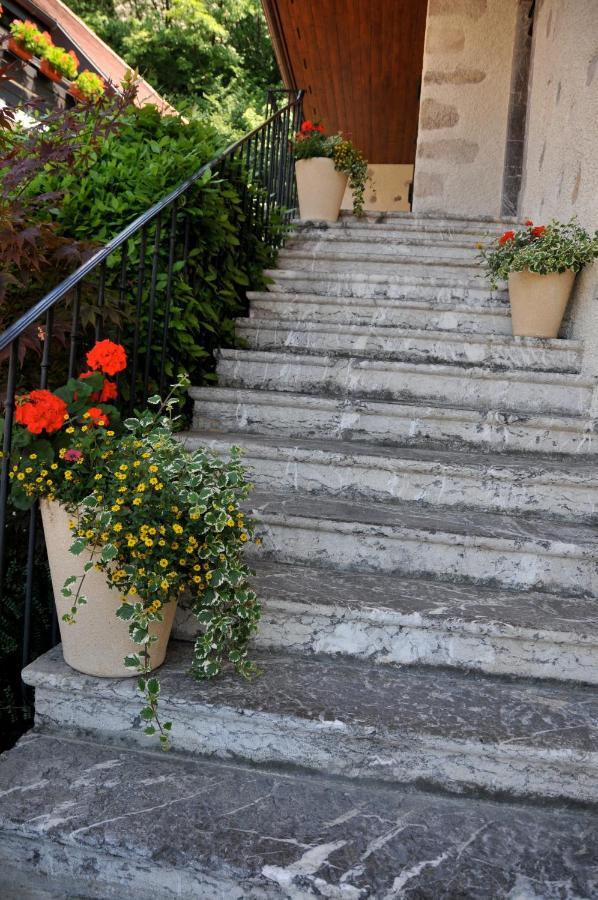 Auberge Du Roselet Duingt Rum bild