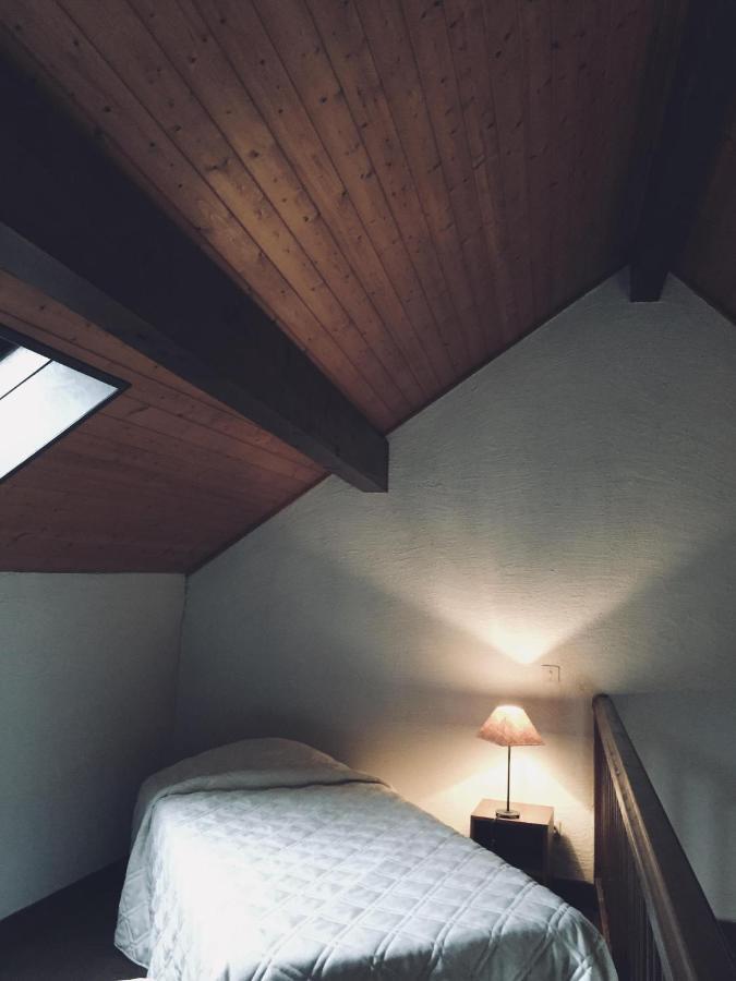 Auberge Du Roselet Duingt Rum bild